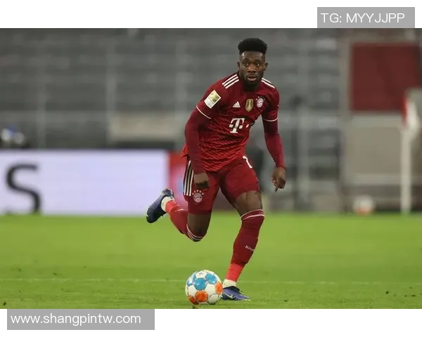 足球后卫三号球星是谁 他在比赛中扮演的关键角色解析