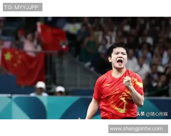 足球巨星赛场外放松时光展现不一样的生活魅力瞬间