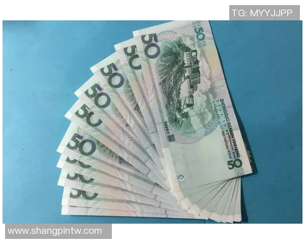 足球球星卡价值分析每张售价5元的市场趋势与收藏潜力